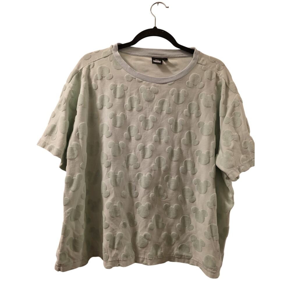 Disney's Mint Green Cropped Tee All Over Mickey Mouse Design Size X-Large